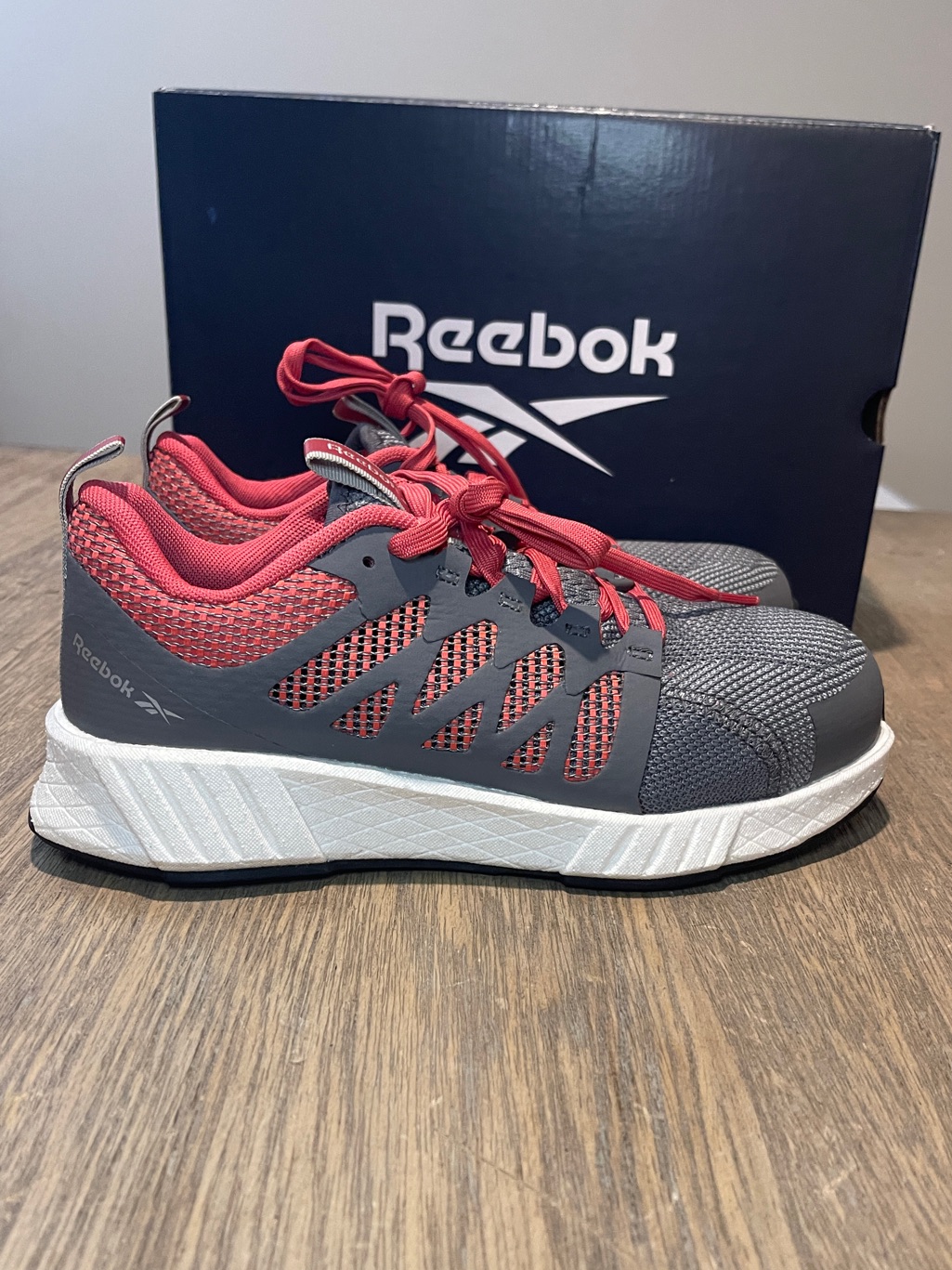 Reebok Steeltoe Gray And Coral Lace-Up Work Sneakers